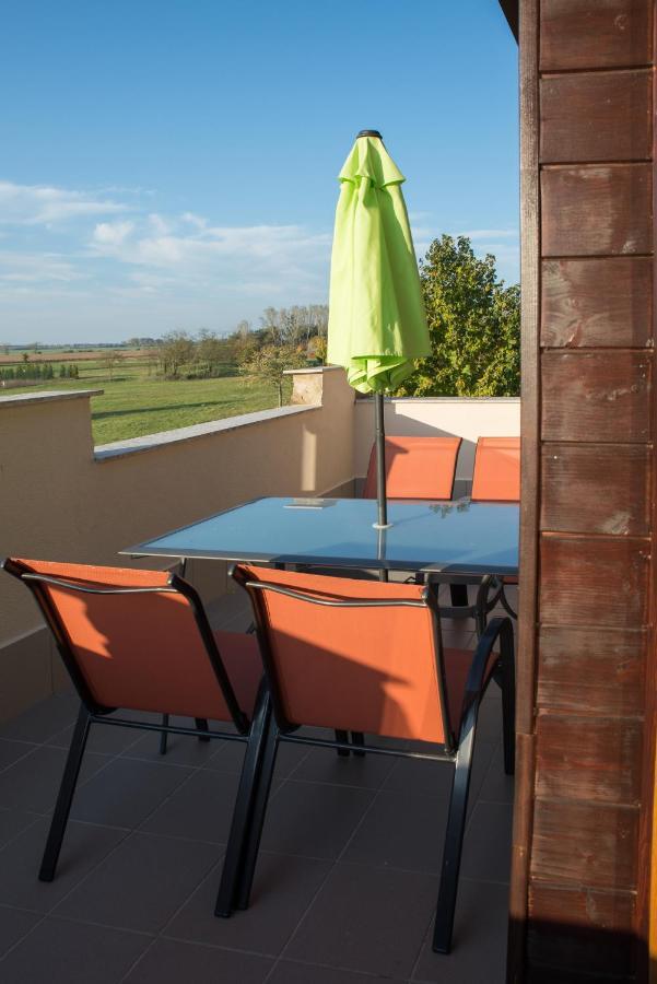 Bük Eliza 1 Birdland Golf Apartman מראה חיצוני תמונה